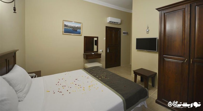 تخت بزرگ اتاق استاندارد	